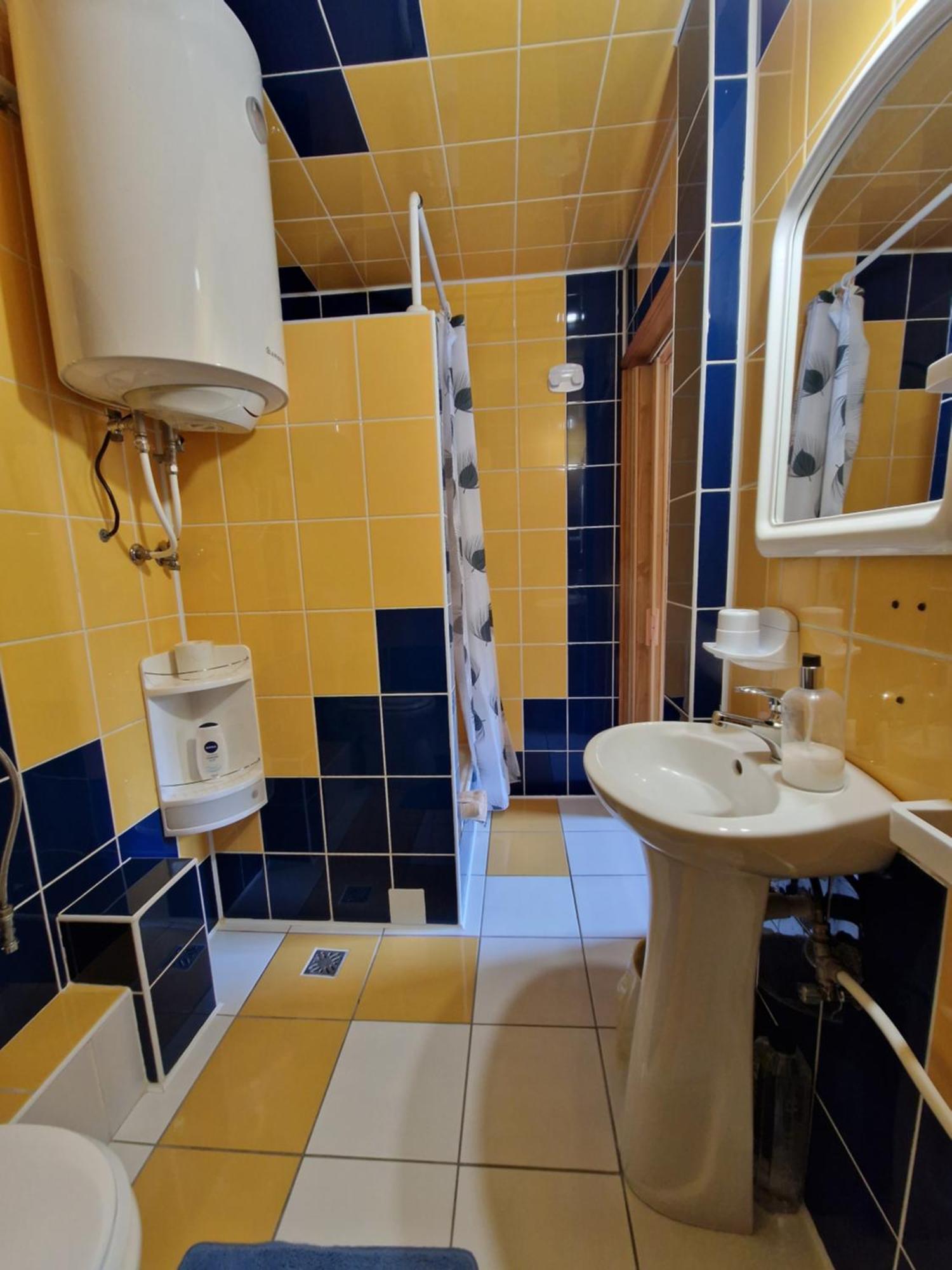 Hotel Voro Mold Gura Humorului Esterno foto