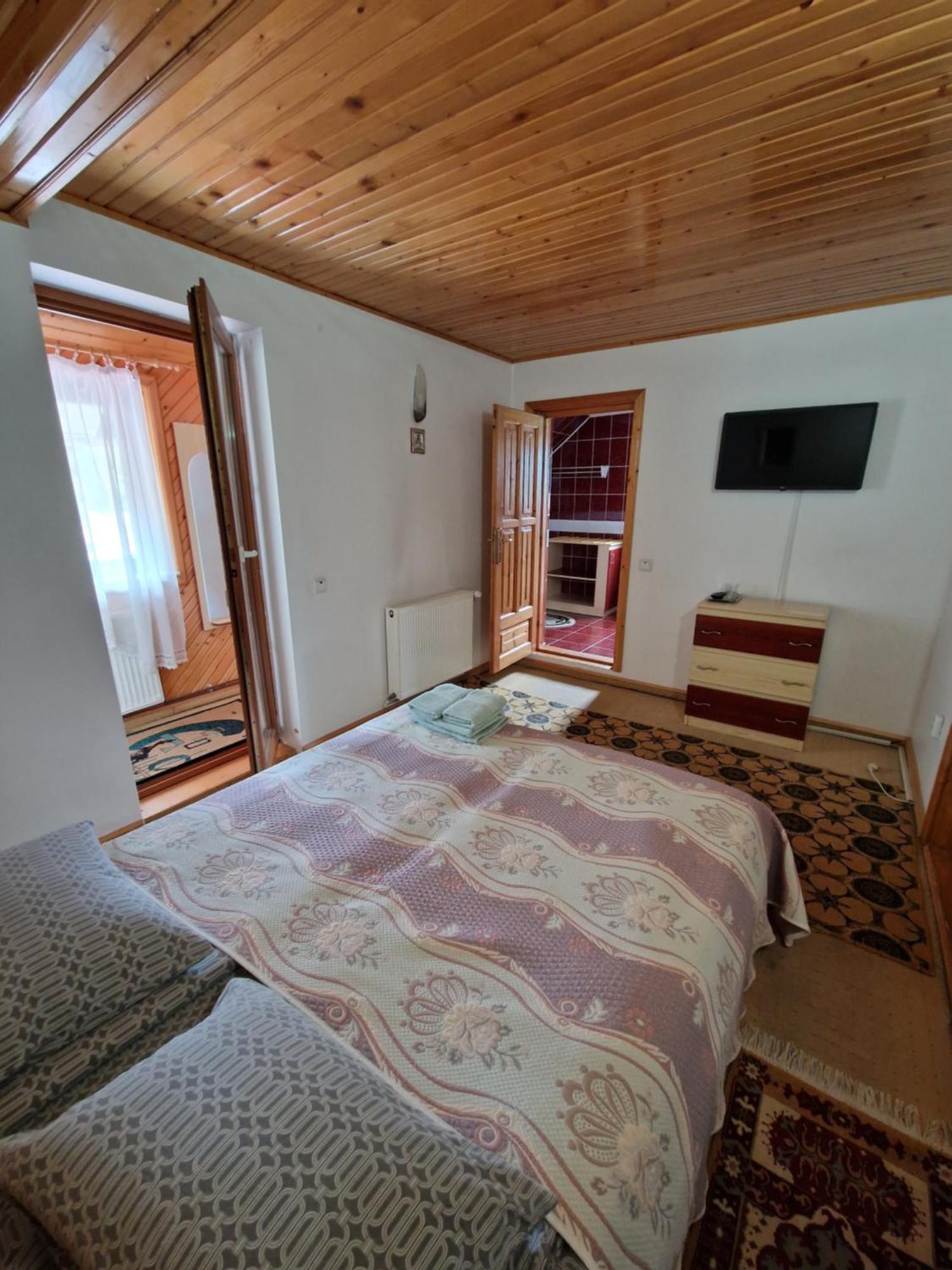Hotel Voro Mold Gura Humorului Esterno foto